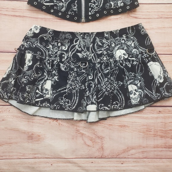 Sold‎ - Picture 4 of 13